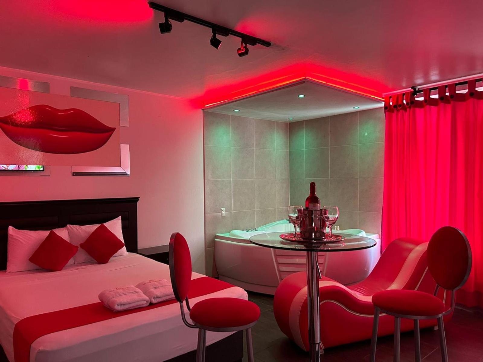 Golden Dream's Hotel 2*